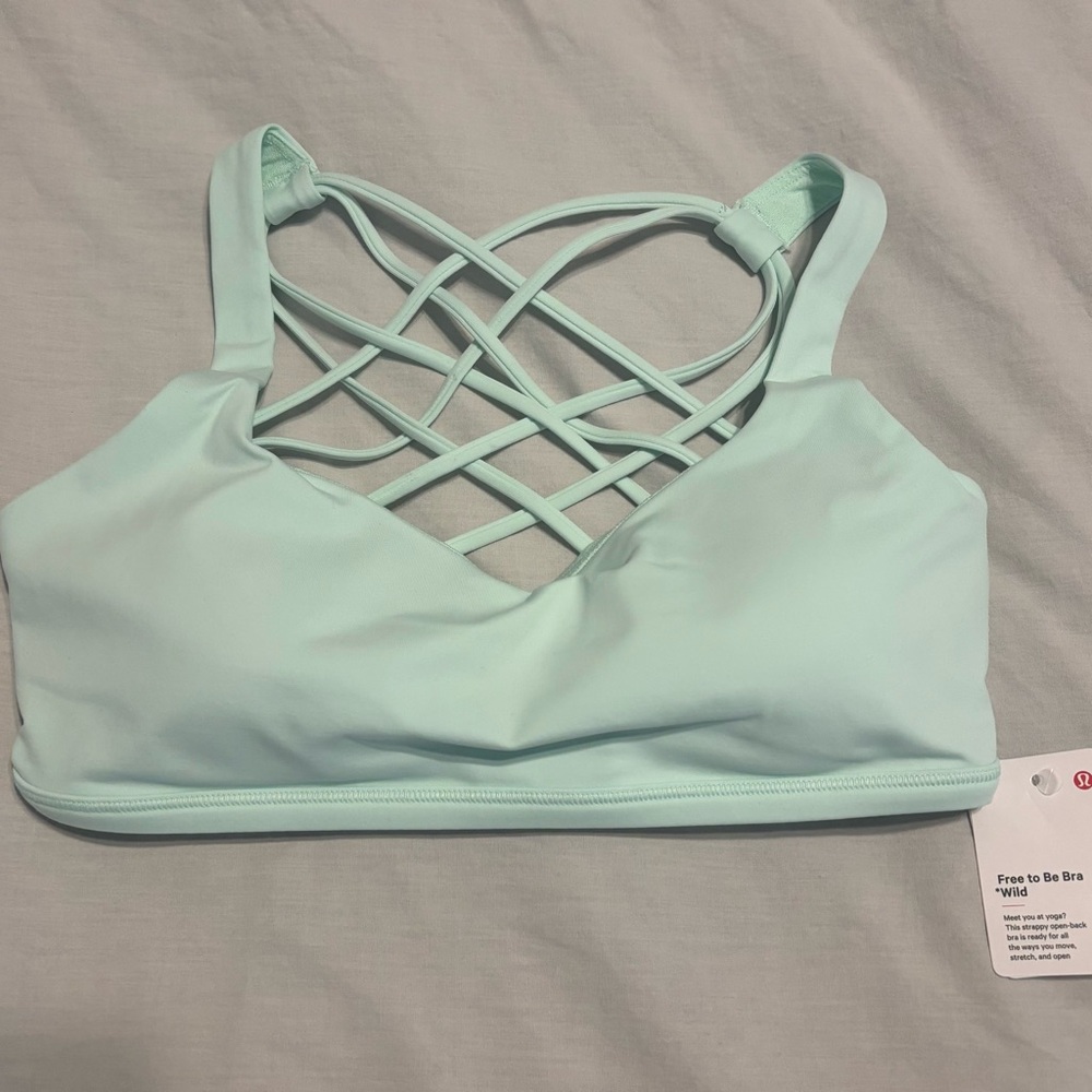 Lululemon Women's Mint Sports Bra